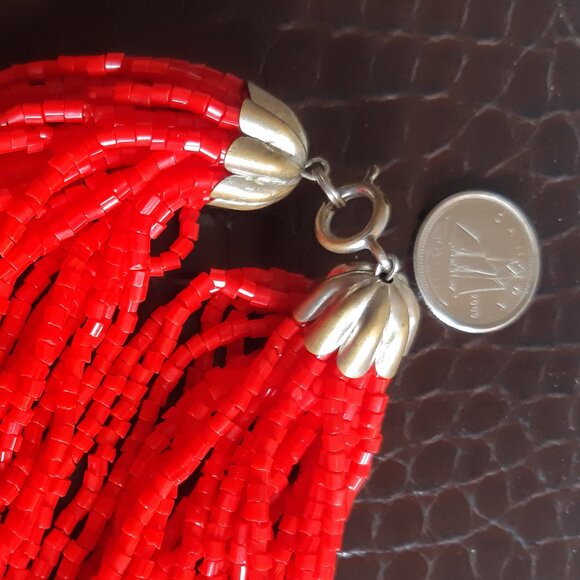 1950s 24 Strand Torsade Art Deco Style Necklace Vivid Red Glass Bugle Beads - Picture 8 of 8